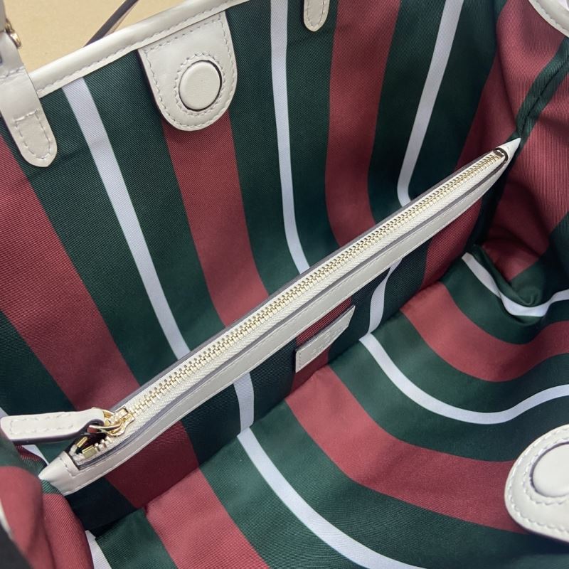 Gvc*1 tote bags